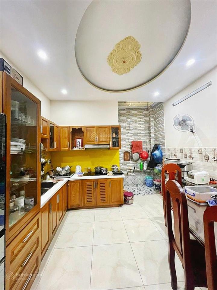 Bán nhà tân sơn nhì68m24tầng5pn hẻm 10m thông khu an ninhtặng nội thất xịngiá 10ty xíu. + k