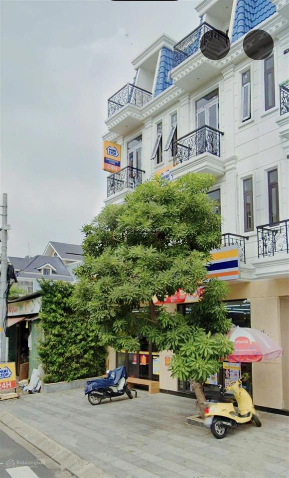 Chỉ hơn 10 tỷ khu biệt phủ sang chảnh nhất tân phú  giáp quận 11 gần đầm sen 80m2 nội thất gỗ đỏ b