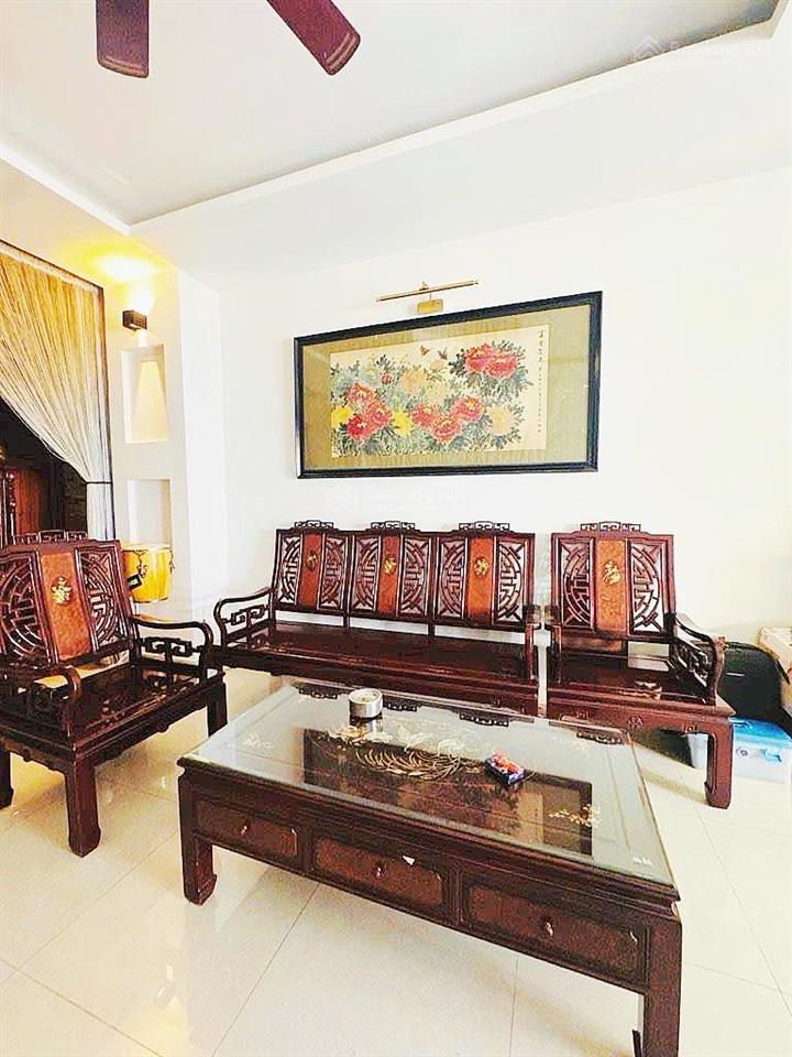 Chỉ hơn 10 tỷ khu biệt phủ sang chảnh nhất tân phú  giáp quận 11 gần đầm sen 80m2 nội thất gỗ đỏ b