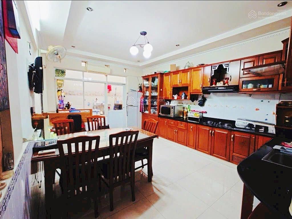 Chỉ hơn 10 tỷ khu biệt phủ sang chảnh nhất tân phú  giáp quận 11 gần đầm sen 80m2 nội thất gỗ đỏ b