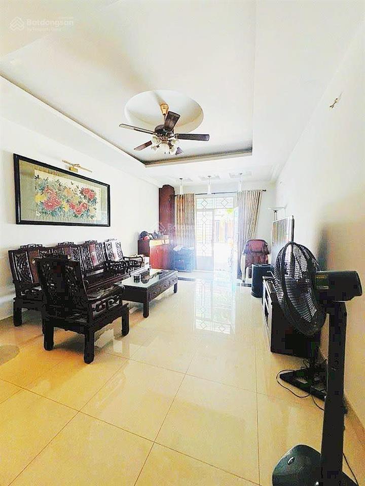 Chỉ hơn 10 tỷ khu biệt phủ sang chảnh nhất tân phú  giáp quận 11 gần đầm sen 80m2 nội thất gỗ đỏ b