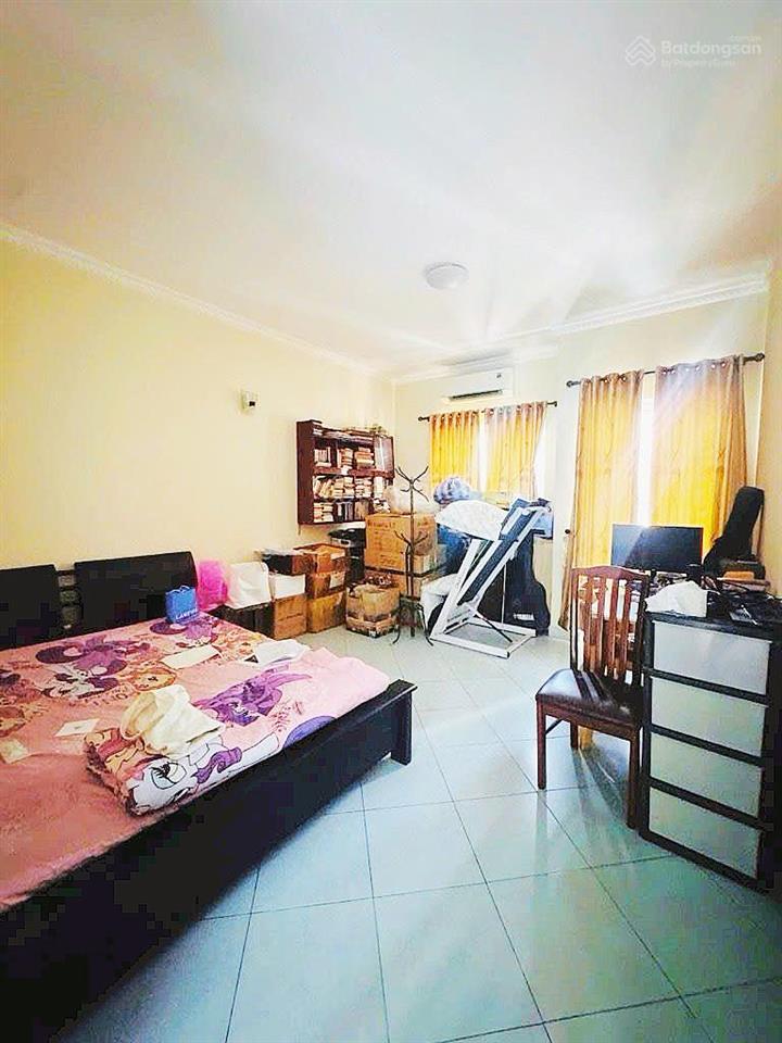 Chỉ hơn 10 tỷ khu biệt phủ sang chảnh nhất tân phú  giáp quận 11 gần đầm sen 80m2 nội thất gỗ đỏ b