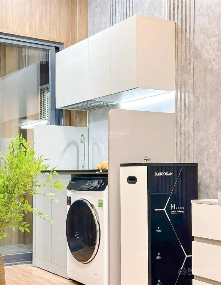 Chỉ hơn 10 tỷ bán mặt tiền aeon tân phú thang máy 9 phòng dòng tiền 45tr/tháng kế