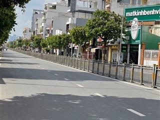 Bán nhà lũy bán bích sát mặt tiền hẻm ô tô tránh nhau chỉ nhỉnh 8 tỷ thương lượng ch