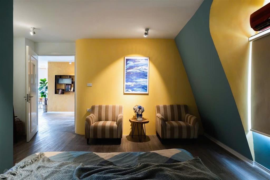 Bán tòa apartment lô góc 7 tầng mặt phố thợ nhuộm. đang cho thuê full