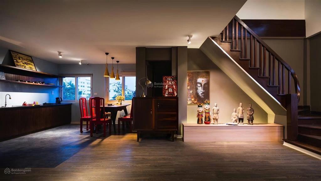 Bán tòa apartment lô góc 7 tầng mặt phố thợ nhuộm. đang cho thuê full