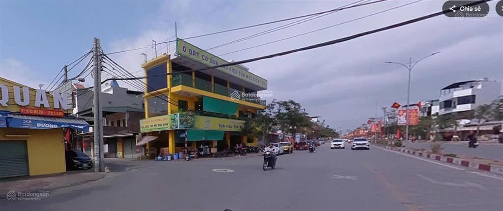 Bán căn nhà mặt đường vị trí đẹp hồ sen, 110m2  mt 4m  giá 31,9 tỷ giá đẹp