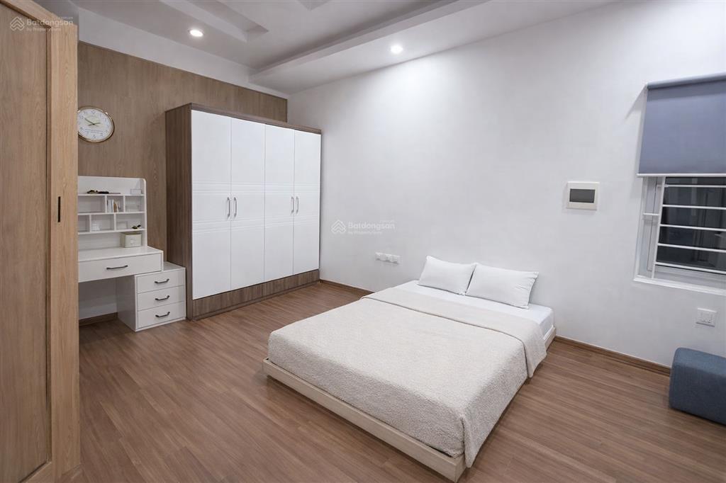 Lô góc  nghĩa dũng, sát mặt ngõ, 41m2, mt 4.5m, sổ chính chủ, tặng nội thất. chỉ 9.3 tỷ