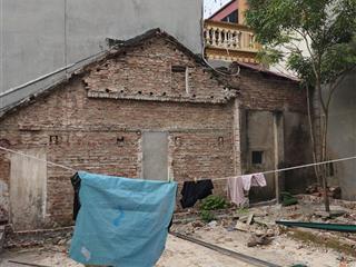 Bán đất bát khối  long biên  dt53m  mt4m  giá 6,1 tỷ