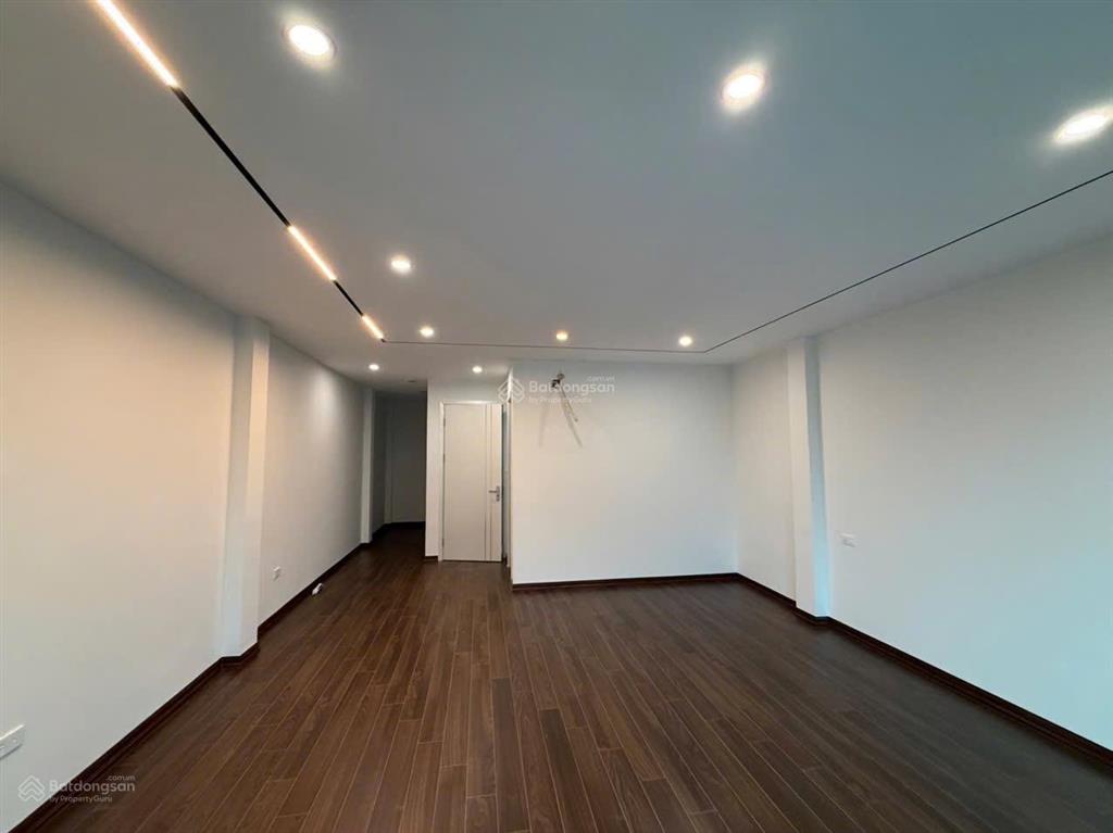 Bán nhà mới, đối diện aeon, gara, thang máy, 66m2, 6 tầng, mặt tiền 5.1m, giá nhỉnh 13 tỷ