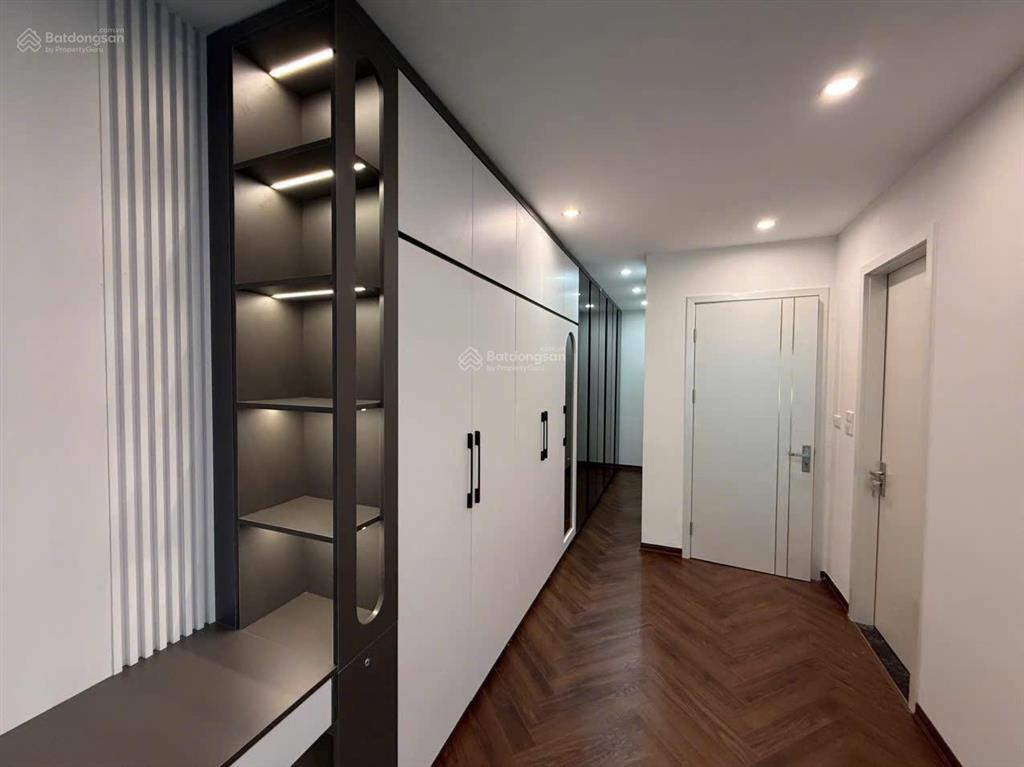 Bán nhà mới, đối diện aeon, gara, thang máy, 66m2, 6 tầng, mặt tiền 5.1m, giá nhỉnh 13 tỷ