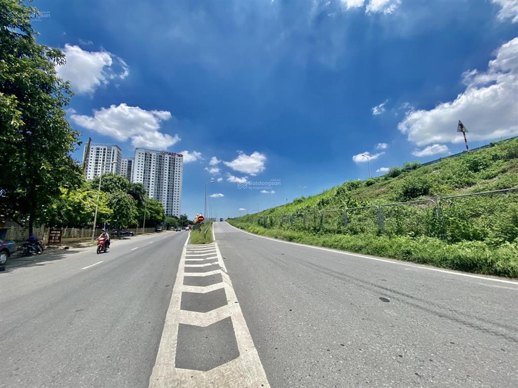 Bán đất 50m2 tặng 3 nhà trọ gần mt đường đỗ mười  linh trung