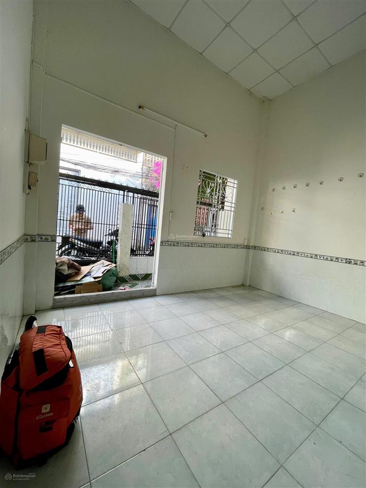 Nhà 50m2 đường số 35  chợ hiệp bình cần bán giá tốt khu vực