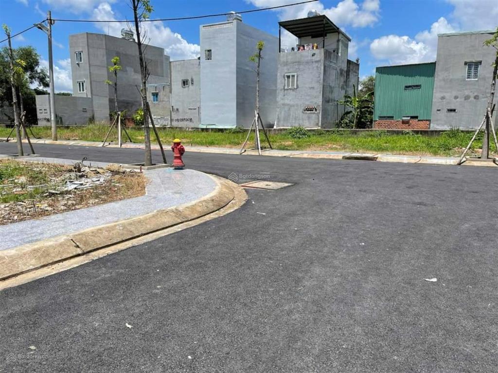 Bán đất 50,60 m2 trung tâm long bình quận 9