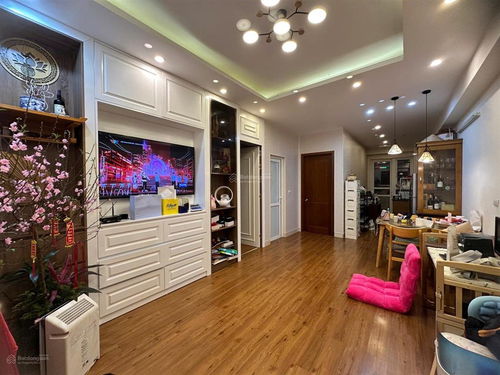 Bán căn hộ chung cư 67m2 tại chung cư 187, giá tốt, view đẹp