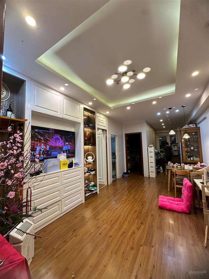 Bán căn hộ chung cư 67m2 tại chung cư 187, giá tốt, view đẹp