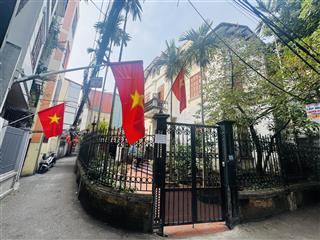 Chính chủ cho thuê nhà nguyên căn kv đội cấn liễu giai  giang văn minh 12tr diện tích rộng rãi