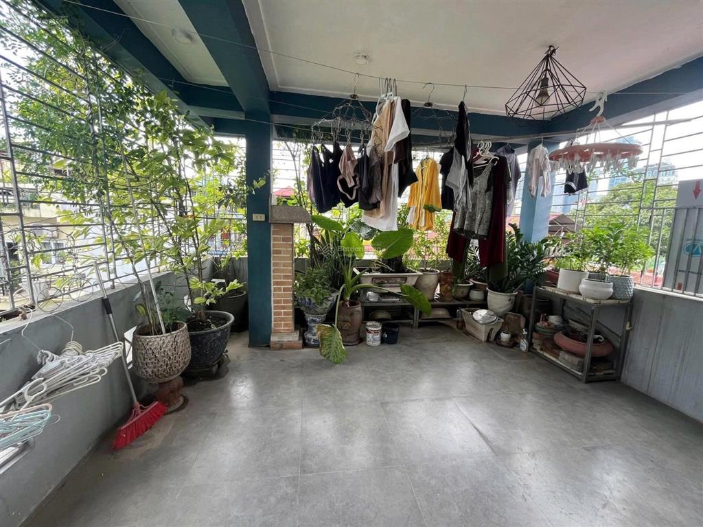 Cho thuê căn hộ mới đẹp full nội thất tầng 3 đội cấn
