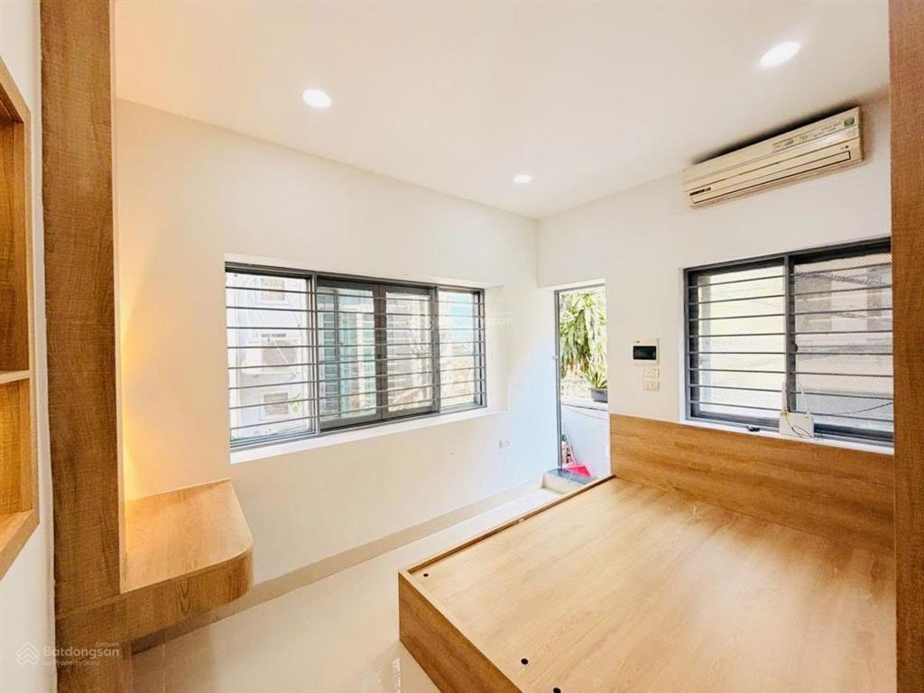 Cho thuê phòng tầng 2 lò đúc hai bà trưng