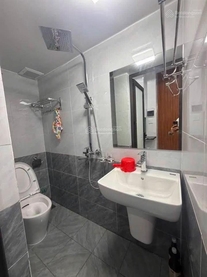 Mời thuê phòng đẹp tầng 2 nhà phố lạc trung  hai bà trưng