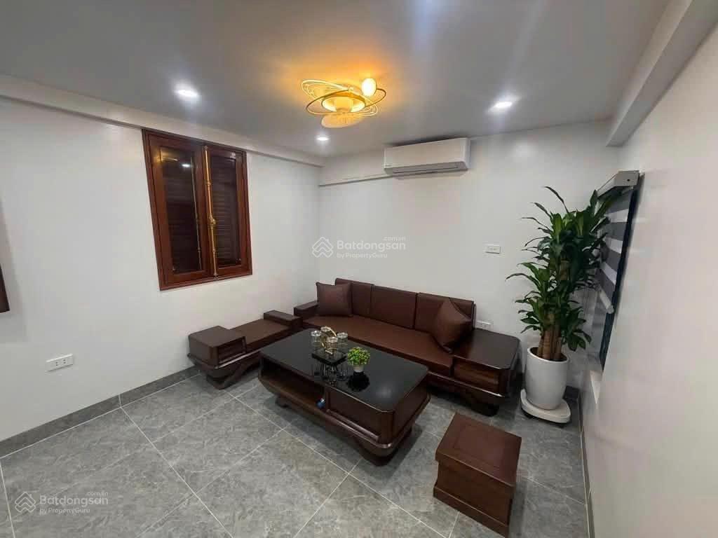 Mời thuê phòng đẹp tầng 2 nhà phố lạc trung  hai bà trưng