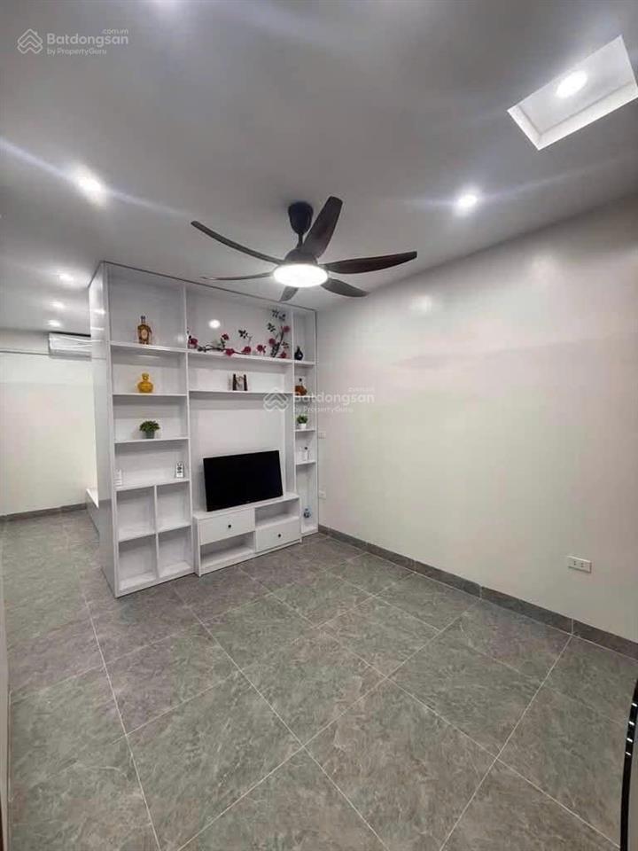 Mời thuê phòng đẹp tầng 2 nhà phố lạc trung  hai bà trưng
