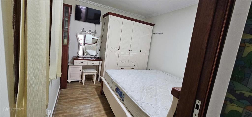 Cho thuê phòng đẹp tầng 1 phố thanh nhàn, hai bà trưng