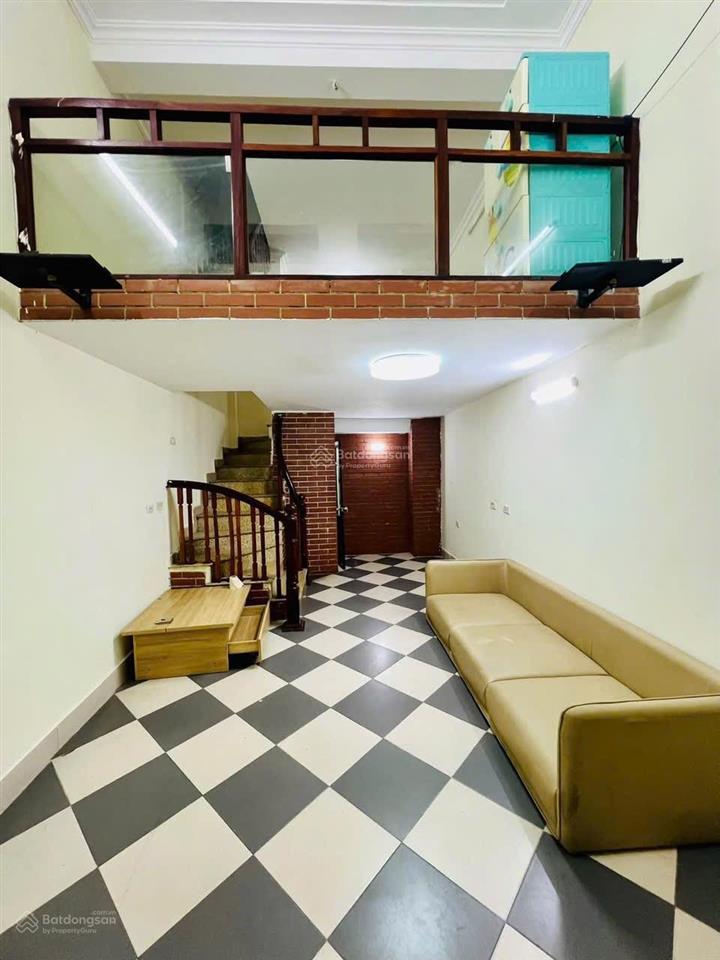 Mời thuê căn nhà 4 tầng 3 phòng ngủ dốc thọ lão  hai bà trưng