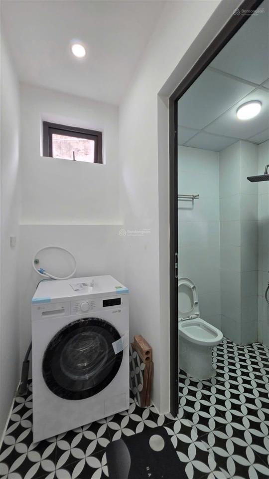 Mời thuê căn hộ mini tầng 6 đường vọng hà, hoàn kiếm