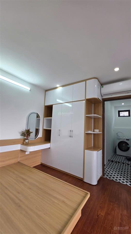 Mời thuê căn hộ mini tầng 6 đường vọng hà, hoàn kiếm