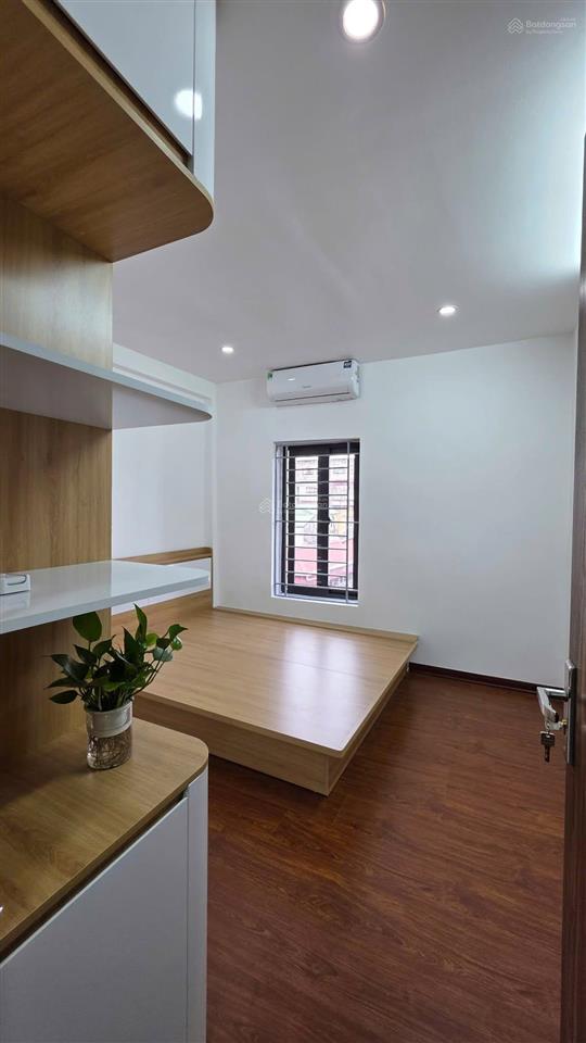 Mời thuê căn hộ mini tầng 6 đường vọng hà, hoàn kiếm