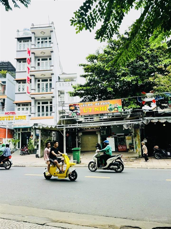 Siêu phẩm nhà 2 mặt tiền kinh doanh mt vĩnh khánh mặt tiền sau hẻm xe tải