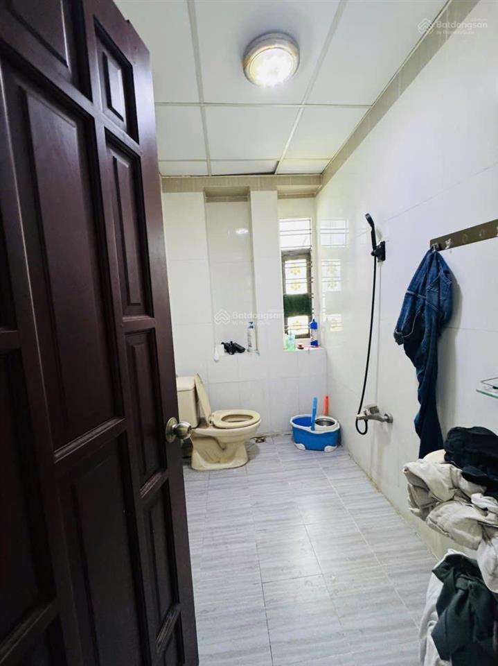 Mặt tiền khánh hội  phường 4  q 4. nhà đang ở & đang kinh doanh coffee