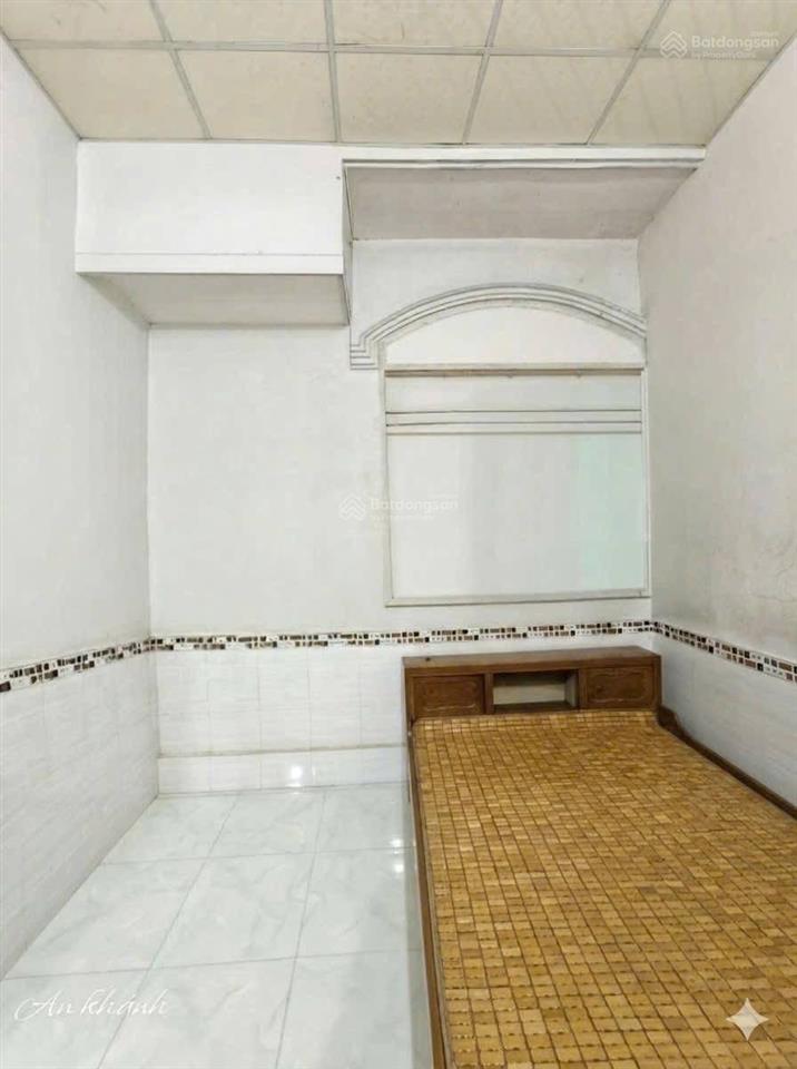 Xe hơi tới sát cửa cách tôn thất thuyết p3 (vip) chỉ 15m  kế bên khu thể thao & công viên