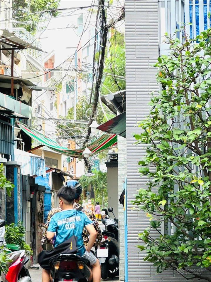 Vài bước ra đường xe hơi khu tập trung toàn bộ tiện ích tốt nhất q4  nở hậu tận 5 mét rộng