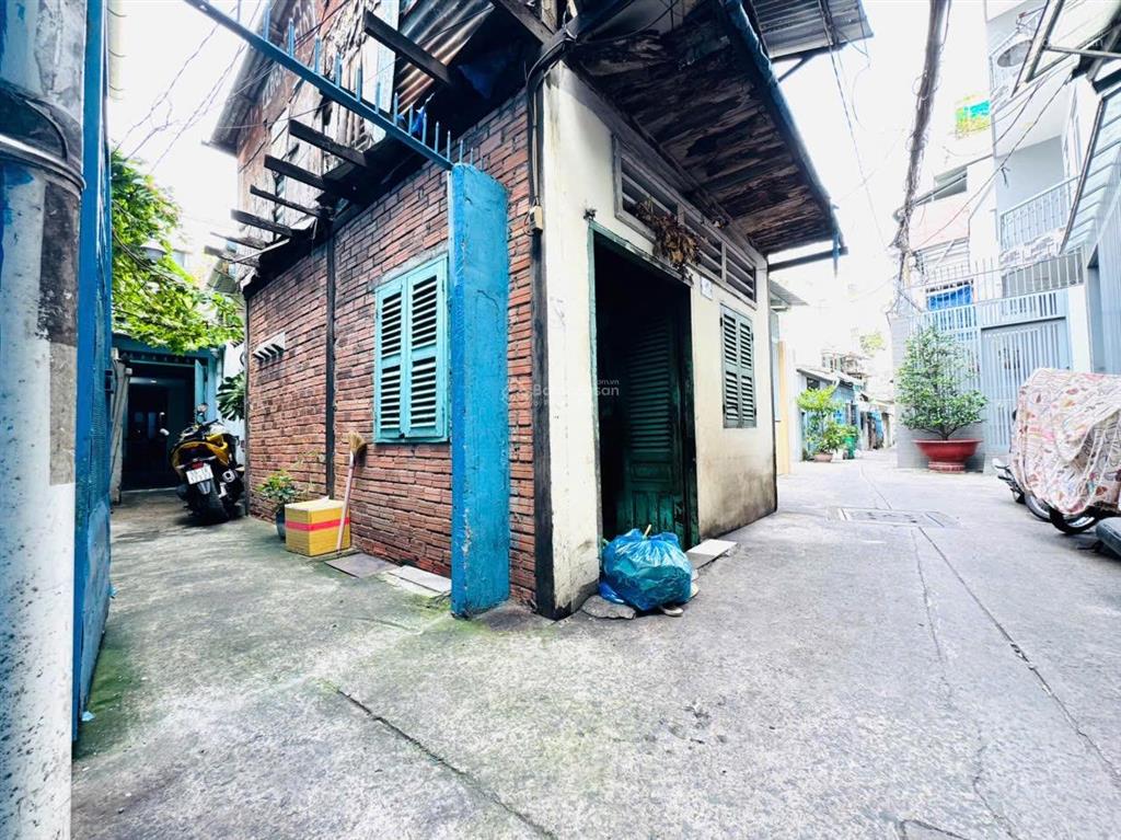 Vài bước ra đường xe hơi khu tập trung toàn bộ tiện ích tốt nhất q4  nở hậu tận 5 mét rộng