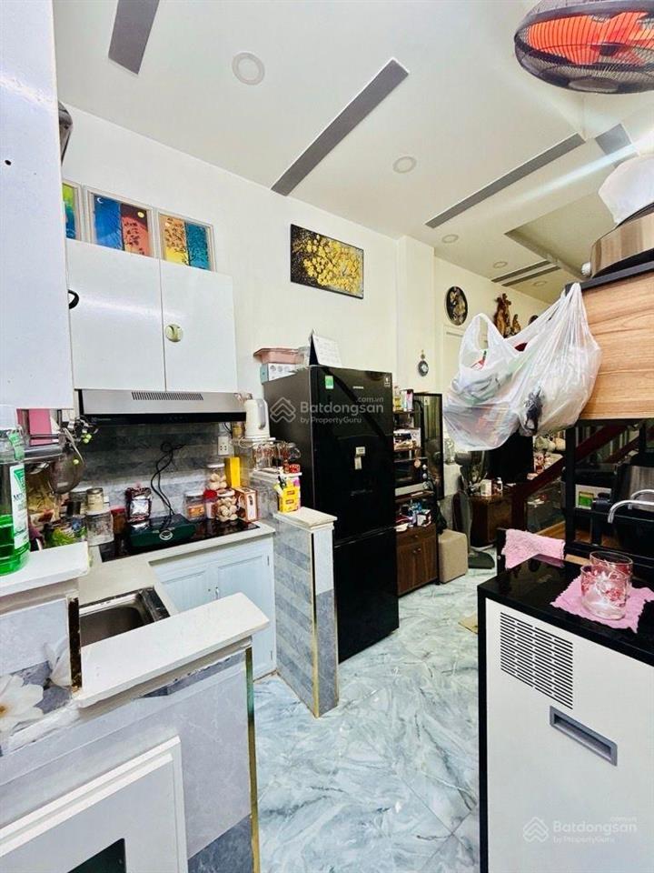 Kèo ngon sang xịn  khu dân cư hh
hẽm chạy 1 lèo ra mt ng. tất thành