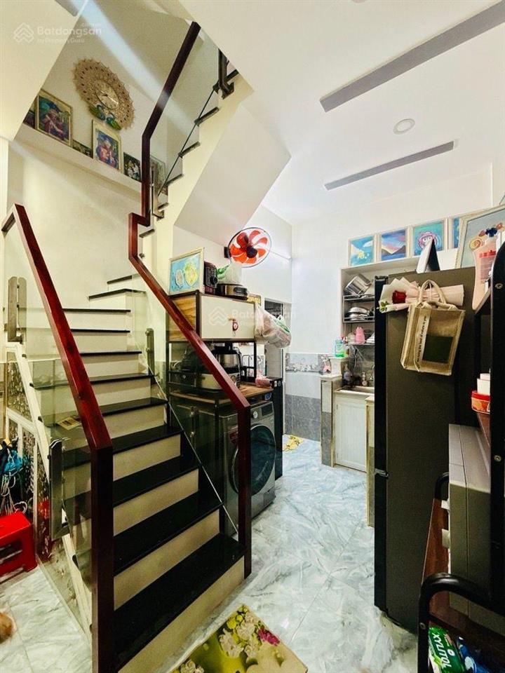 Kèo ngon sang xịn  khu dân cư hh
hẽm chạy 1 lèo ra mt ng. tất thành