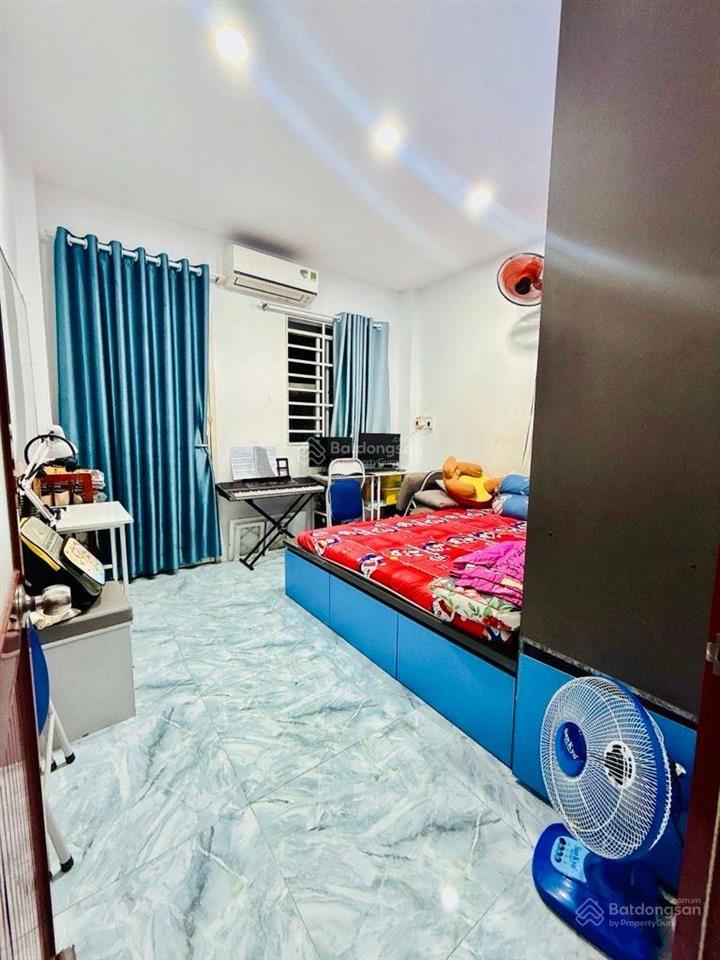 Kèo ngon sang xịn  khu dân cư hh
hẽm chạy 1 lèo ra mt ng. tất thành