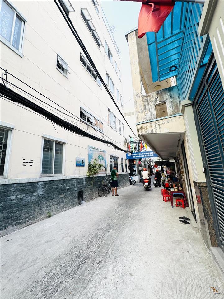 Kèo ngon sang xịn  khu dân cư hh
hẽm chạy 1 lèo ra mt ng. tất thành