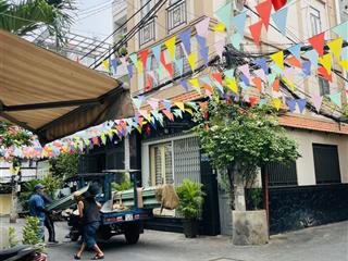 Chdv 100m2 15 phòng cho thuê, khả năng cải tạo khai thác 50  60tr/th
cách mặt tiền chỉ vài chục m