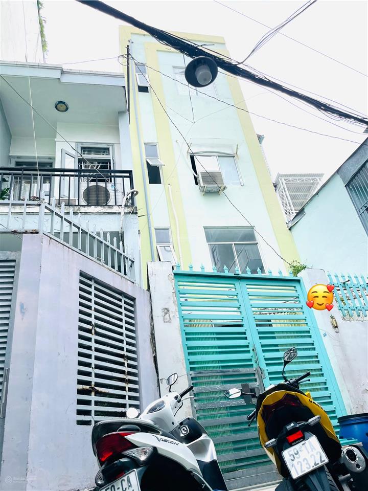 Chdv 100m2 15 phòng cho thuê, khả năng cải tạo khai thác 50  60tr/th
cách mặt tiền chỉ vài chục m