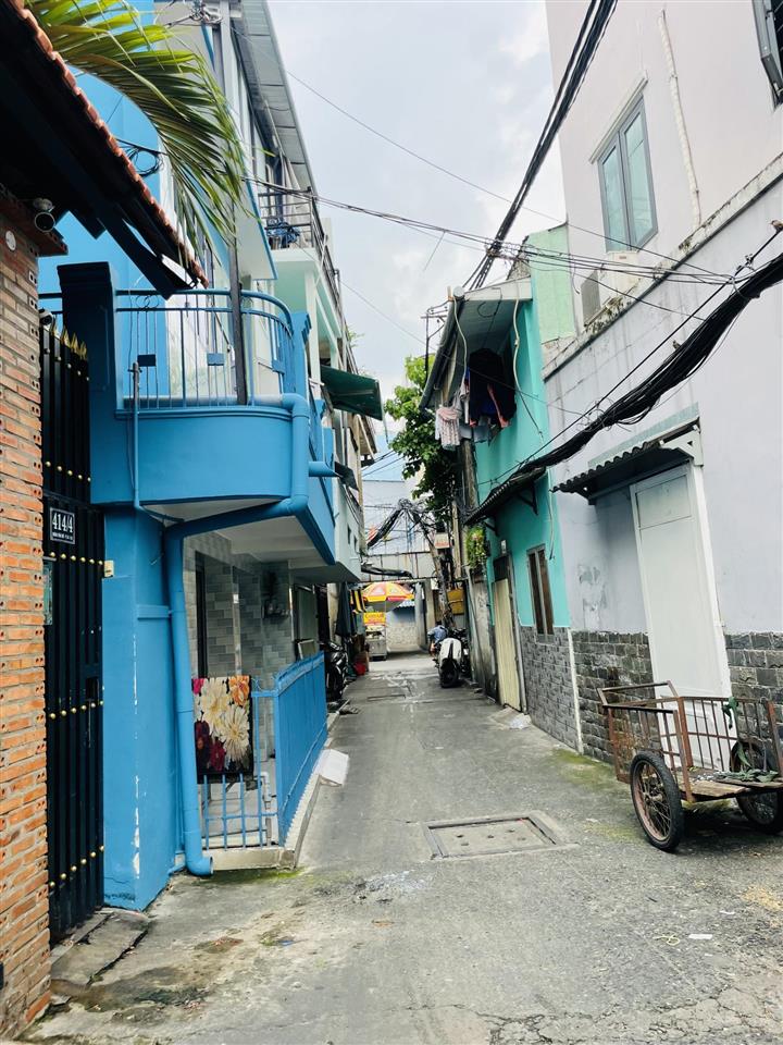 Chdv 100m2 15 phòng cho thuê, khả năng cải tạo khai thác 50  60tr/th
cách mặt tiền chỉ vài chục m