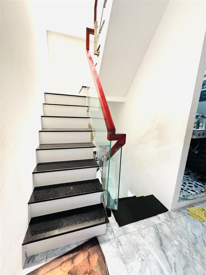 Kèo ngon sang xịn  khu dân cư hh
hẽm chạy 1 lèo ra mt ng. tất thành mô tả  bán nhà quận 4