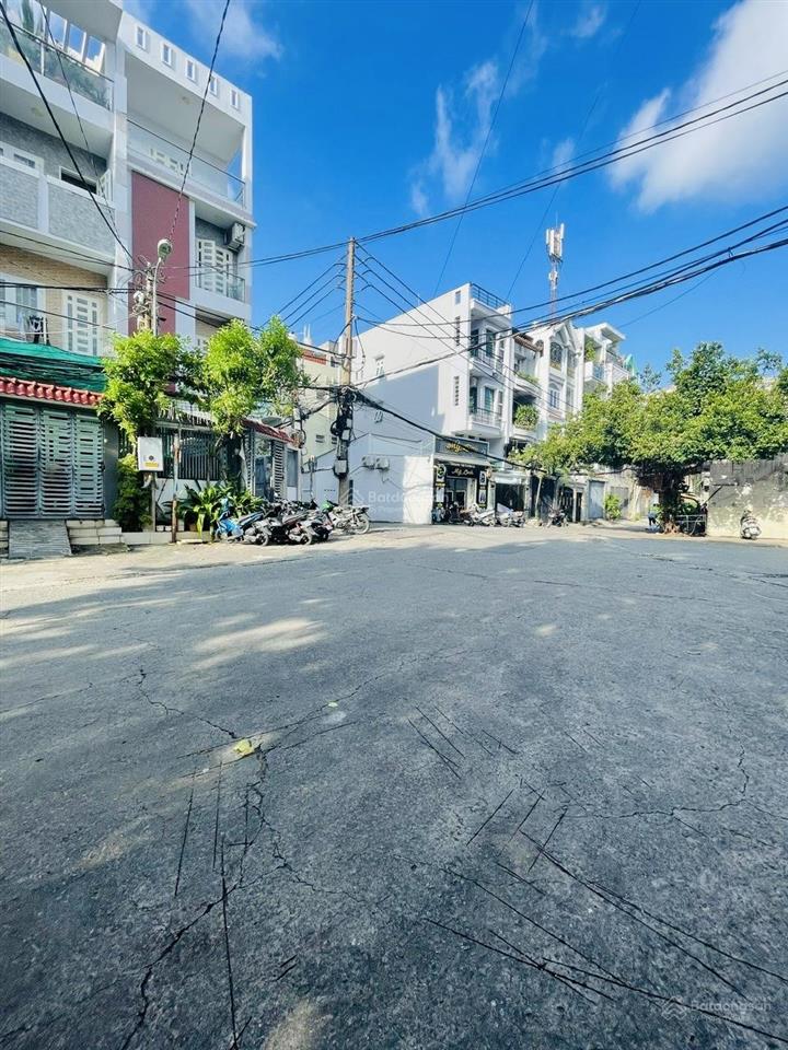 140,5m2 mặt tiền hụt xe hơi xe tải đơn giá bé tí tiii như nhà ở hẽm nhỏ phù hợp xây cất cao tần