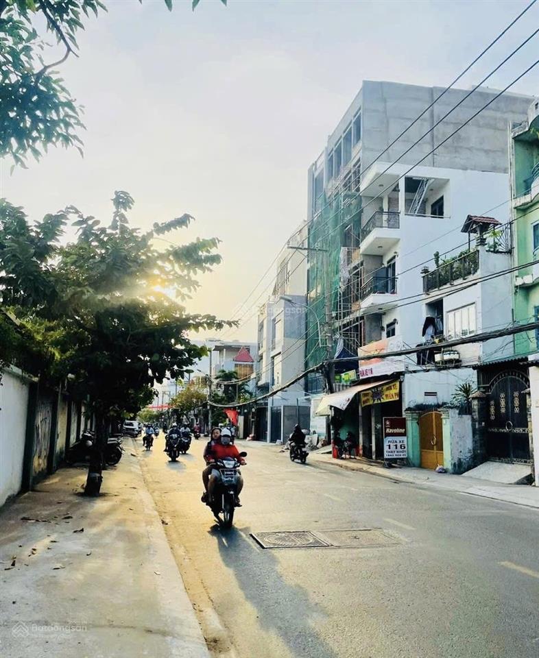 210m2  hàng xóm cc delasol
m.tiền hẽm k. doanh or xây chdv 6t
tương lai tiềm năng tăng giá mạn