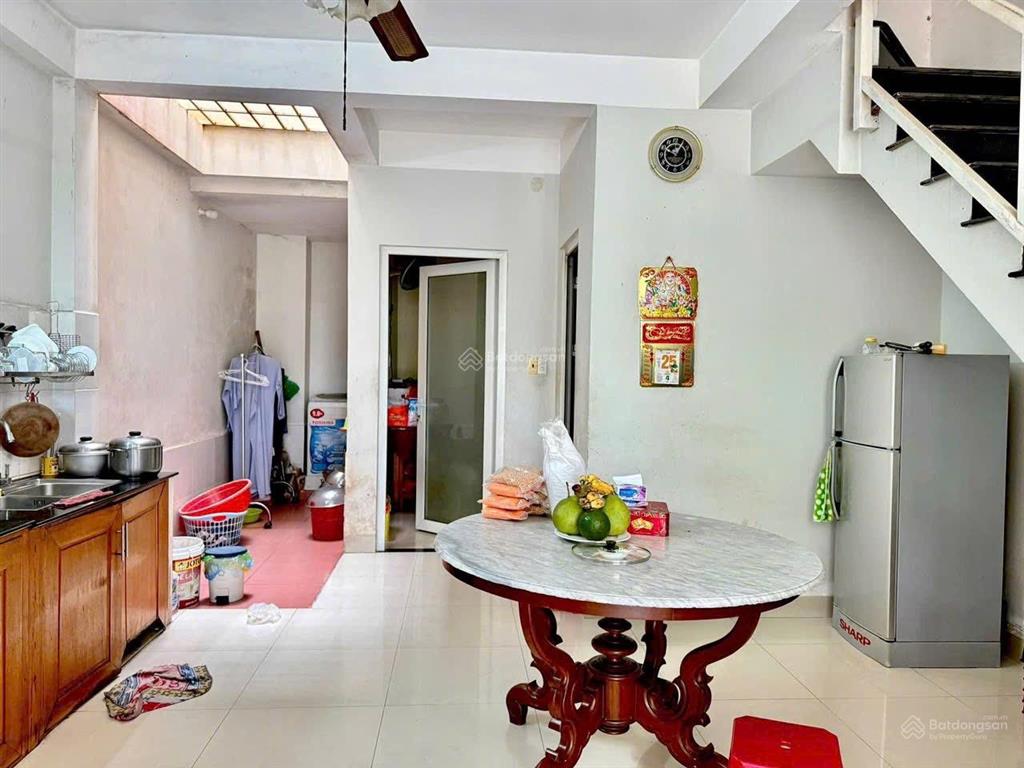 Hàng hiếm kèo thơm khu trung tâm hành chính quận giáp ranh quận 1 hơn 100m2  mặt hẻm to xe hơi