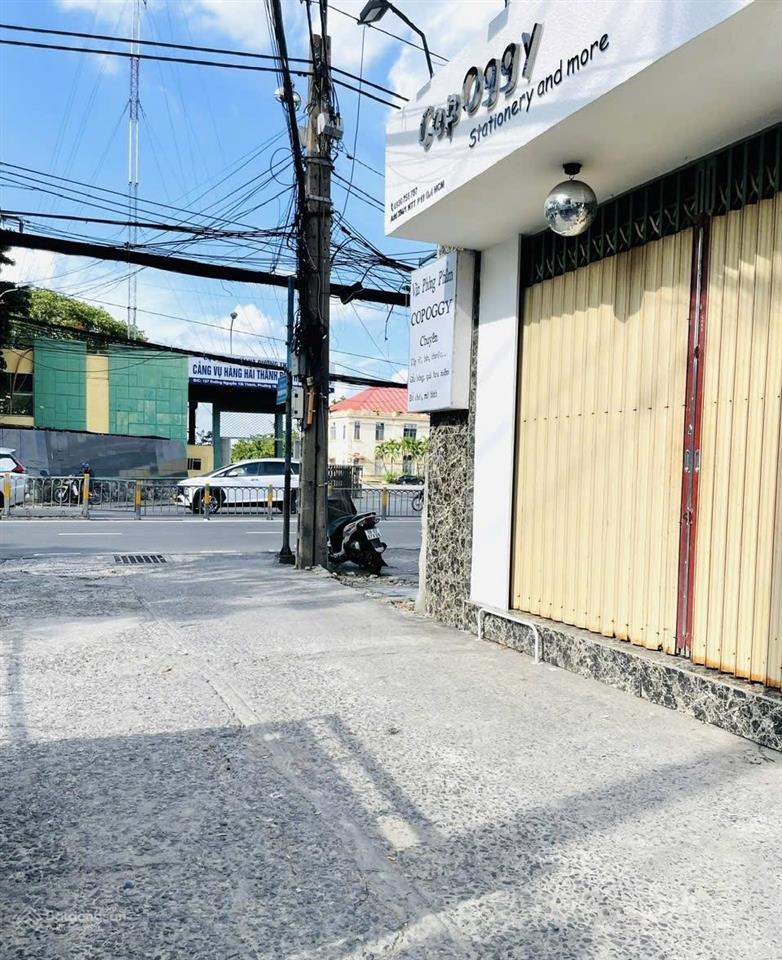 Gần 70m²  cách đường xe tải 1 căn
hẻm thoáng thửa dài miên man 18 mét quy hoạch cảng công viên