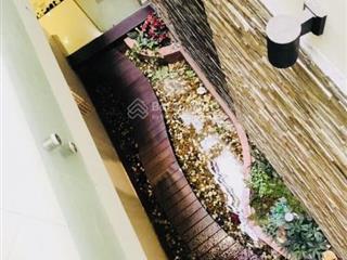 Resort & spa ngay trong nhà ở khu mt 10m nằm giữa khu xa hoa cách hoàng diệu chỉ vài mét