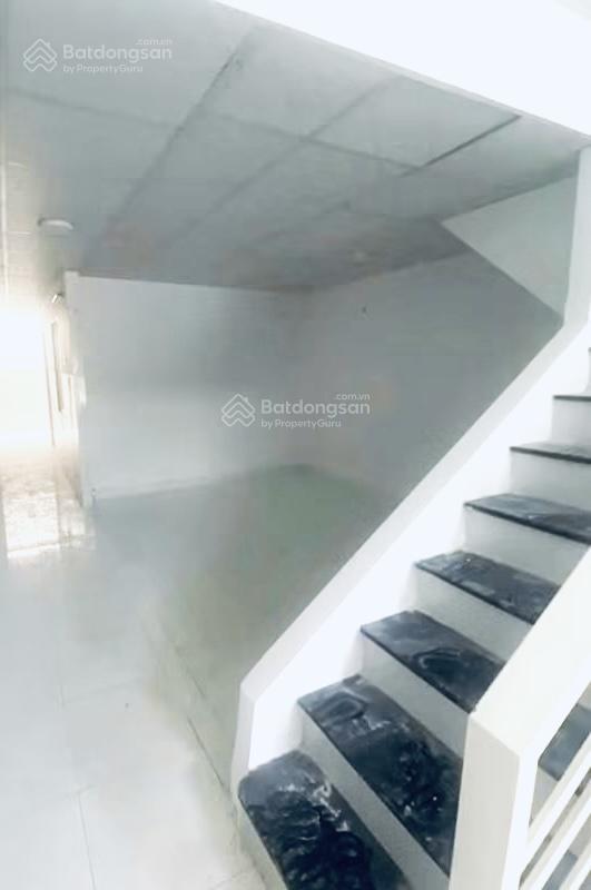 Mặt tiền ~100m² đất 4 tầng đúc btct
vị trí đẹp giáp bến cảng nhà rồng
tiềm năng khu tăng giá mạnh